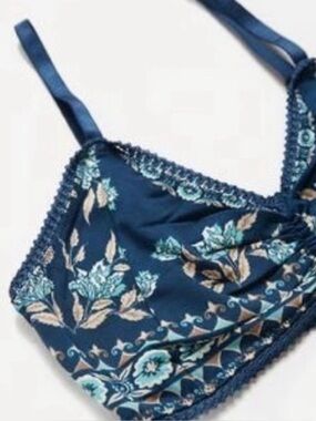 Spell Pandora Bralette Size M